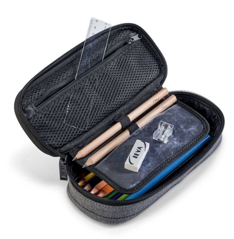 Ruime etui voor middelbare scholieren