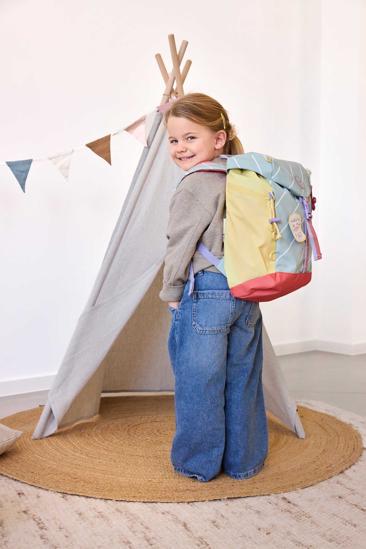 Lässig Big Outdoor Backpack Happy Trails Flower